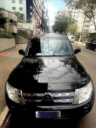 MITSUBISHI PAJERO FULL 3.8 HPE 4X4 V6 24V GASOLINA 4P AUTOMÁTICO MITSUBISHI PAJERO FULL 3.8 HPE 4X4 V6 24V GASOLINA 4P AUTOMÁTICO